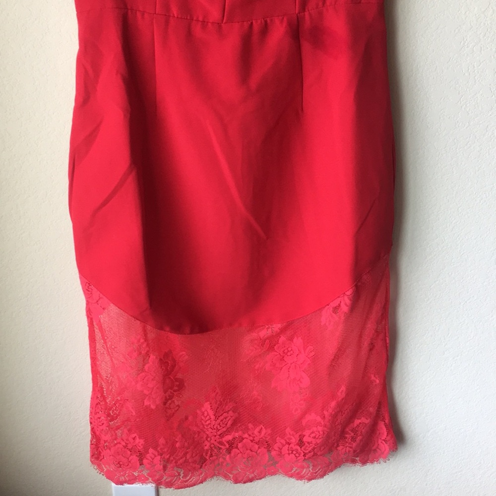 NWOT [NBD] Off the Shoulder Red Lace Dress M - Picture 5 of 8